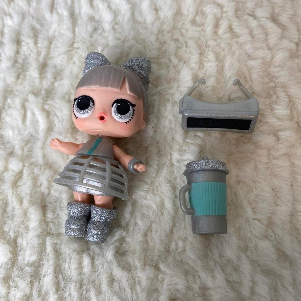 L.O.L. Surprise Doll with Silver Gitter Outfit & Accessories Mini Glam Play Toy
